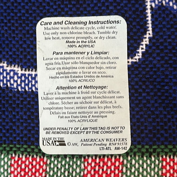 American Weavers *NEW* HO HO HO Christmas Holiday Throw Blanket 50”W x 59”L - Picture 4 of 4